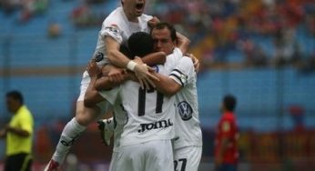 Comunicaciones a un paso del título