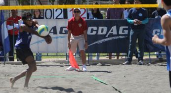 Duplas chapinas en el voleibol de playa