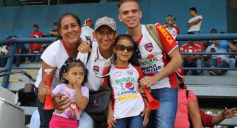 Previo: Mita y Municipal en una noche oriental