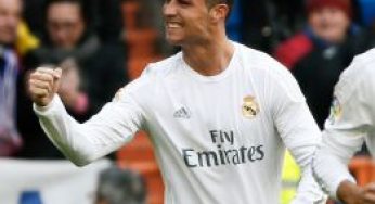 CR7, tres pájaros de un tiro: pichichi, Bota de Oro y Zarra