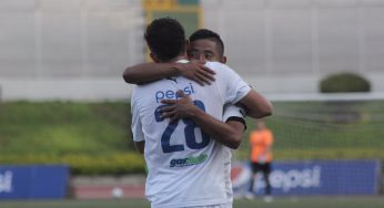 Comunicaciones toma el liderato