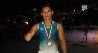 Jorge Vega con medalla de Plata en Hungría