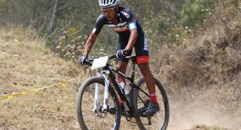 Jonathan De León gana la primera fecha de XCO MTB en Tecpán