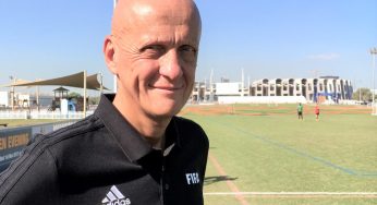 Collina: «La FIFA está encantada de contribuir al crecimiento del VAR»