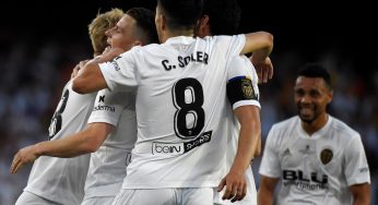 Valencia es el campeón de la Copa del Rey tras vencer 2-1 al Barcelona
