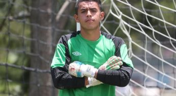 Lesión del portero Mario Mendoza enciende las alarmas en la Sub 23