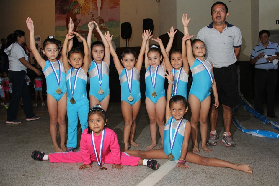 Niños y niñas disfrutan del Pabellón de Gimnasia – Secretaria Nacional de  Deportes