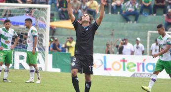 Comunicaciones logra una importante victoria en Antigua