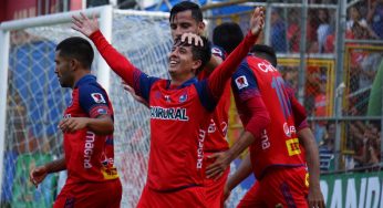 Remontada escarlata que sirve para tomar el liderato