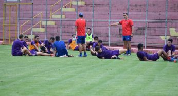 Municipal entrena a puerta cerrada