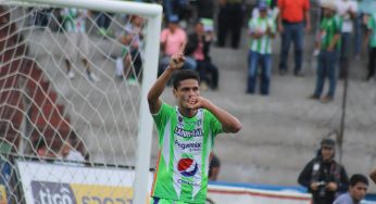 Antigua recibe hoy a Cobán