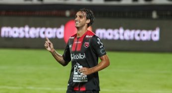 ¿Vuelve para la Liga Concacaf? Bryan Ruiz regresó a las prácticas con Alajuelense