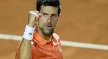 Djokovic avanza en Italia y está de vuelta