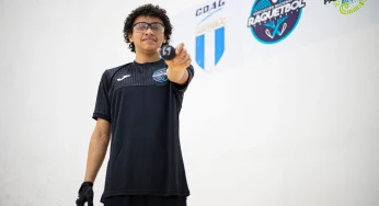 Yordi Navarijo, ejemplo de perseverancia en el ráquetbol