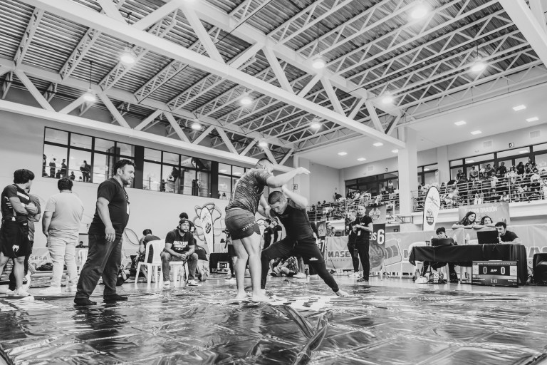 Créditos: More Guzman ( https://www.facebook.com/share/15wkk5Ssxx/?mibextid=wwXIfr ) - Evento: Submission Open Cosenza 2025