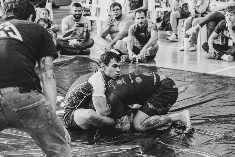 Créditos: More Guzman ( https://www.facebook.com/share/15wkk5Ssxx/?mibextid=wwXIfr ) - Evento: Submission Open Cosenza 2025