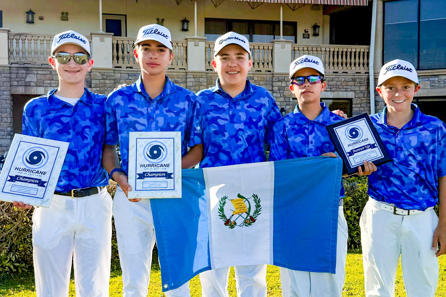 Jóvenes golfistas guatemaltecos triunfan en Florida